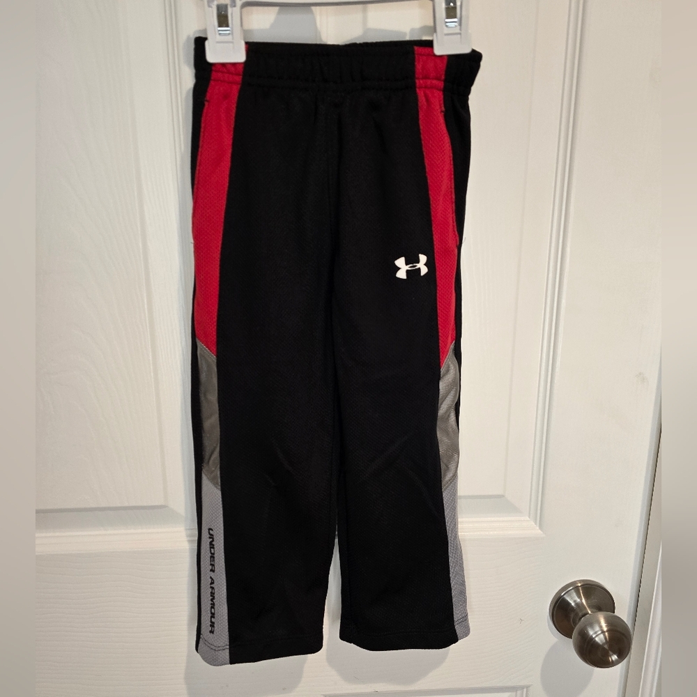 Under Armour Kids' Black Gray and Red Athletic Pants Size 2T